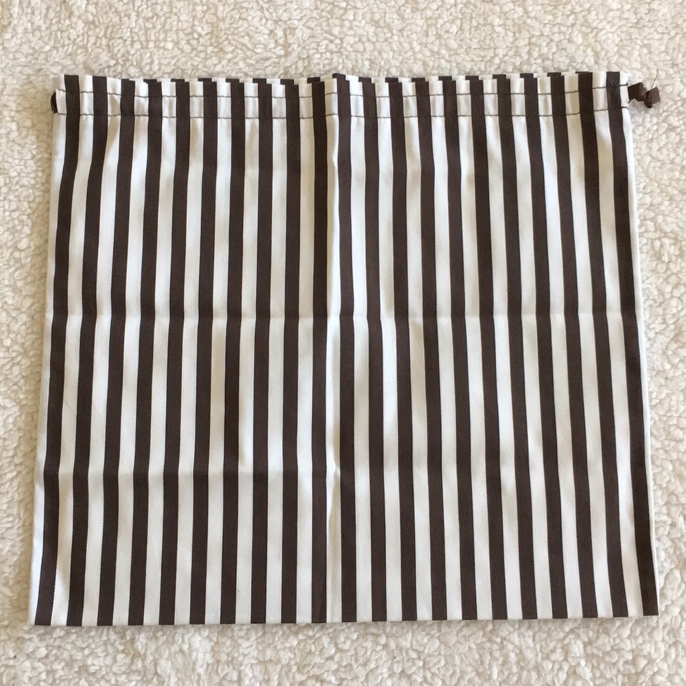 Henri Bendel Duster Bags - Picture 4 of 7